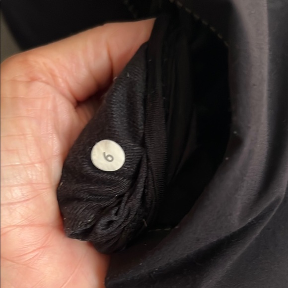 Lululemon Cold As Fluff Black Hooded Parka *Subzero 5 Pocket Size 6 - Picture 16 of 16
